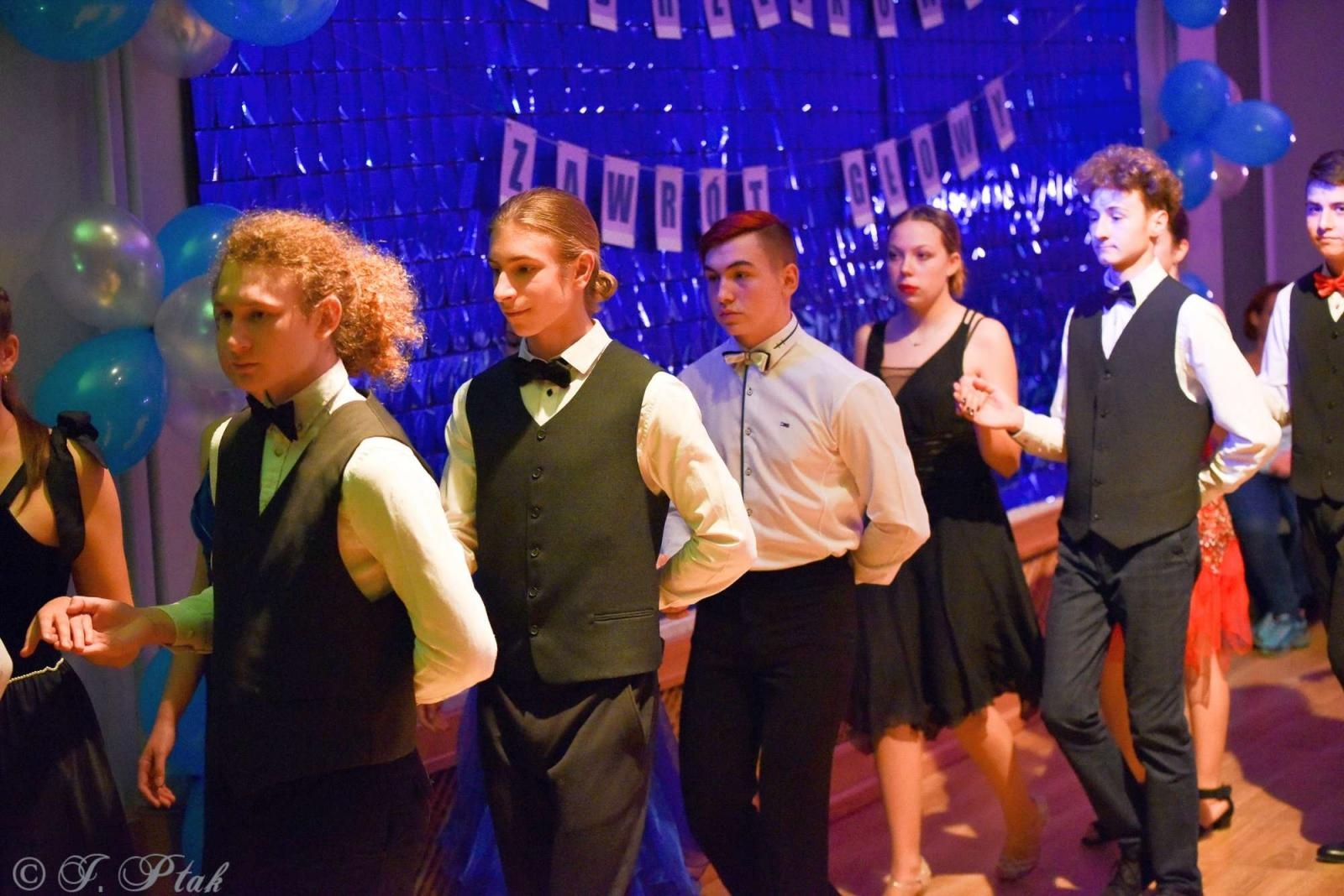 Zdjęcie w galerii na portalu naszraciborz.pl: Andrzejkowy zawrót głowy w MDK-u [FOTO i WIDEO] wiadomości z regionu