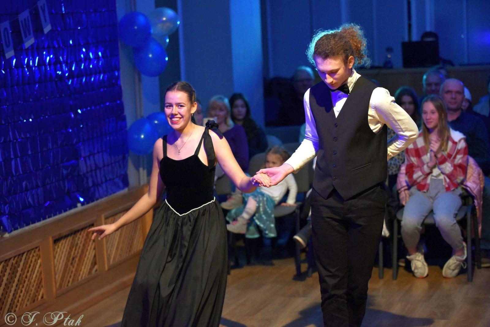 Zdjęcie w galerii na portalu naszraciborz.pl: Andrzejkowy zawrót głowy w MDK-u [FOTO i WIDEO] wiadomości z regionu