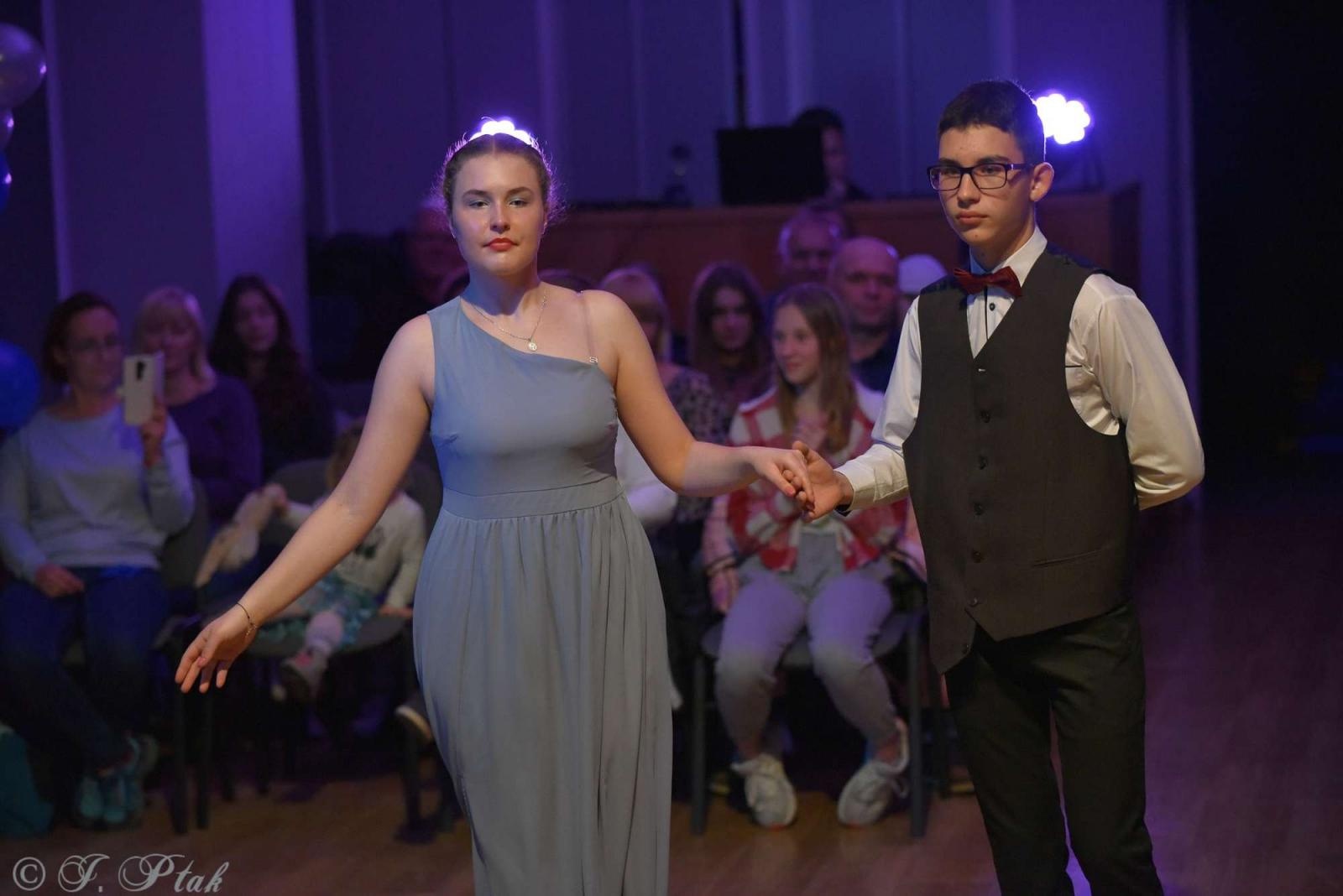 Zdjęcie w galerii na portalu naszraciborz.pl: Andrzejkowy zawrót głowy w MDK-u [FOTO i WIDEO] wiadomości z regionu