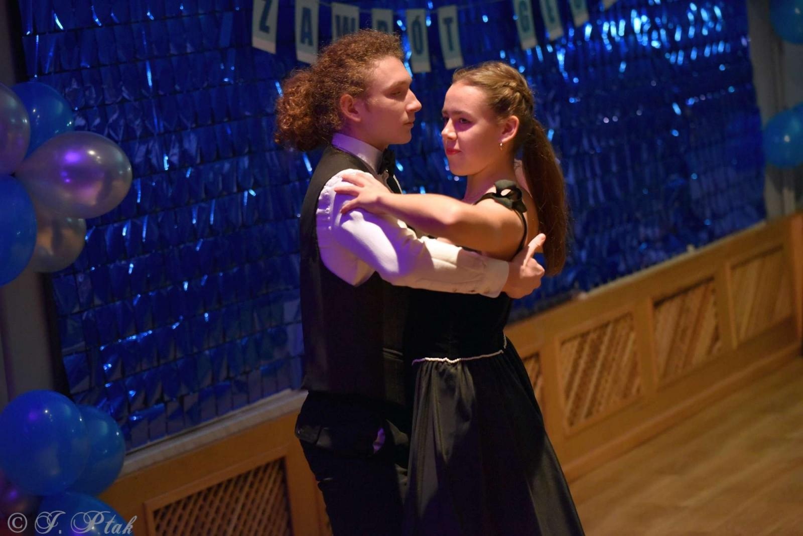 Zdjęcie w galerii na portalu naszraciborz.pl: Andrzejkowy zawrót głowy w MDK-u [FOTO i WIDEO] wiadomości z regionu