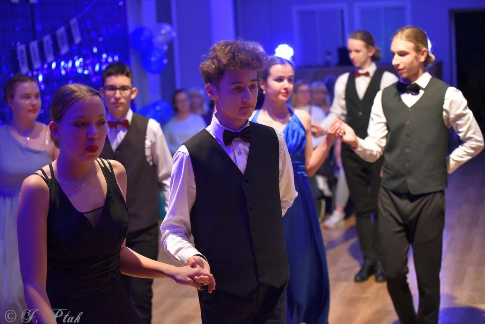 Zdjęcie w galerii na portalu naszraciborz.pl: Andrzejkowy zawrót głowy w MDK-u [FOTO i WIDEO] wiadomości z regionu