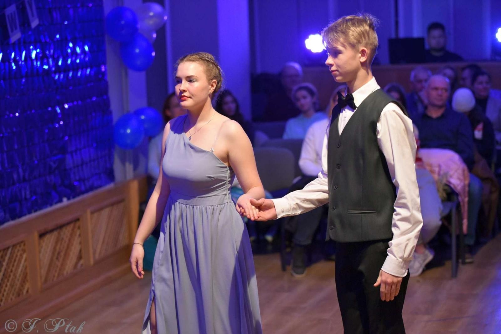 Zdjęcie w galerii na portalu naszraciborz.pl: Andrzejkowy zawrót głowy w MDK-u [FOTO i WIDEO] wiadomości z regionu