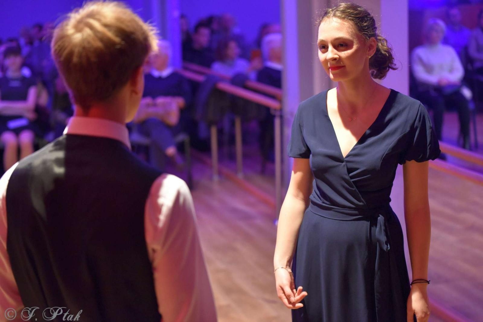 Zdjęcie w galerii na portalu naszraciborz.pl: Andrzejkowy zawrót głowy w MDK-u [FOTO i WIDEO] wiadomości z regionu