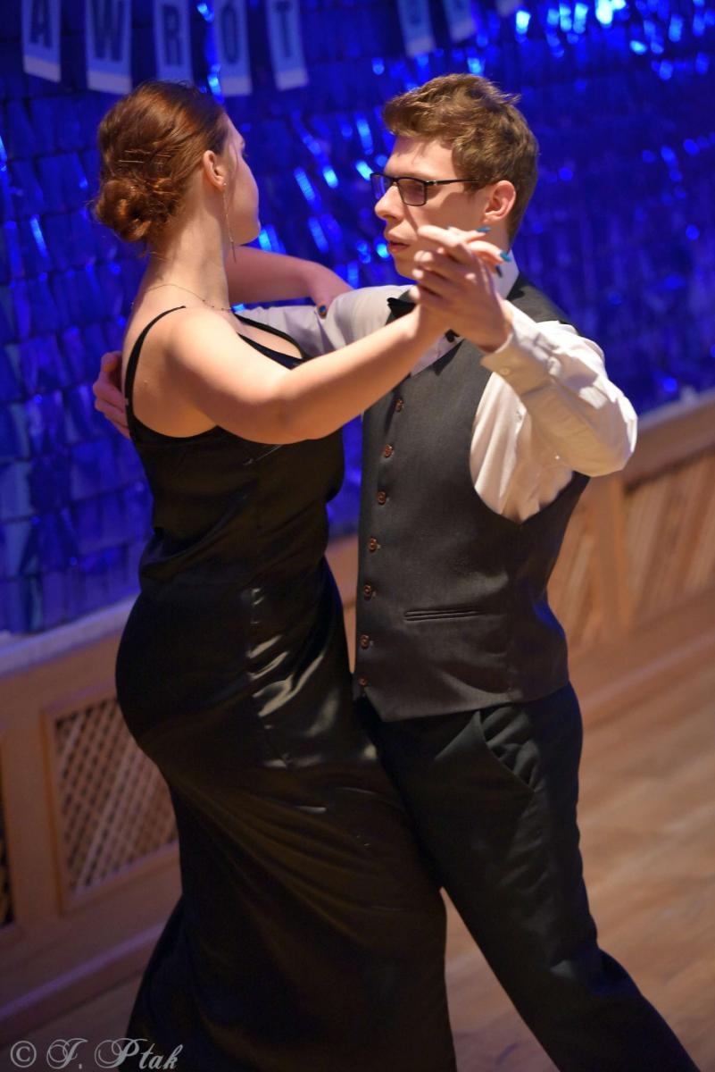 Zdjęcie w galerii na portalu naszraciborz.pl: Andrzejkowy zawrót głowy w MDK-u [FOTO i WIDEO] wiadomości z regionu