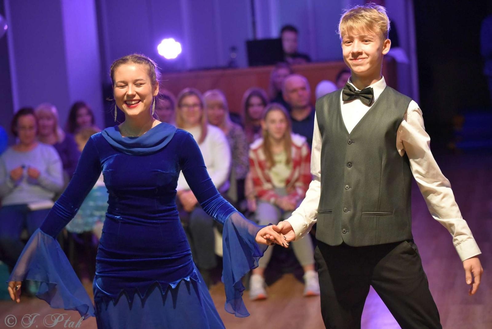 Zdjęcie w galerii na portalu naszraciborz.pl: Andrzejkowy zawrót głowy w MDK-u [FOTO i WIDEO] wiadomości z regionu