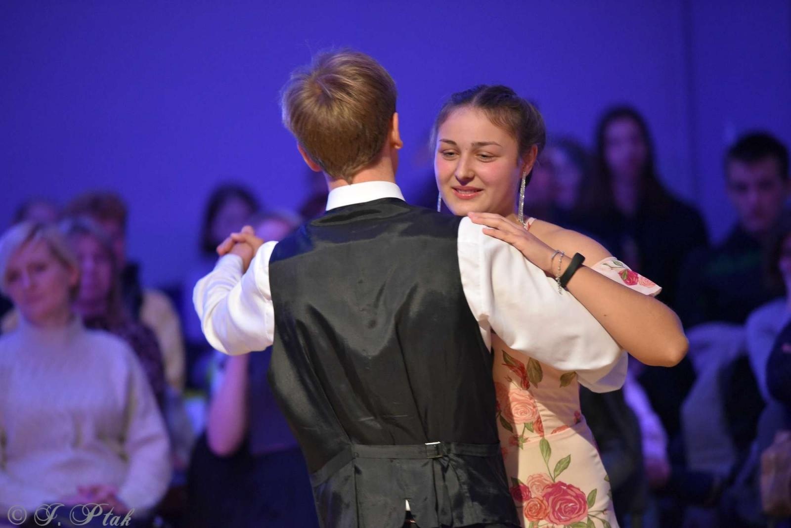 Zdjęcie w galerii na portalu naszraciborz.pl: Andrzejkowy zawrót głowy w MDK-u [FOTO i WIDEO] wiadomości z regionu