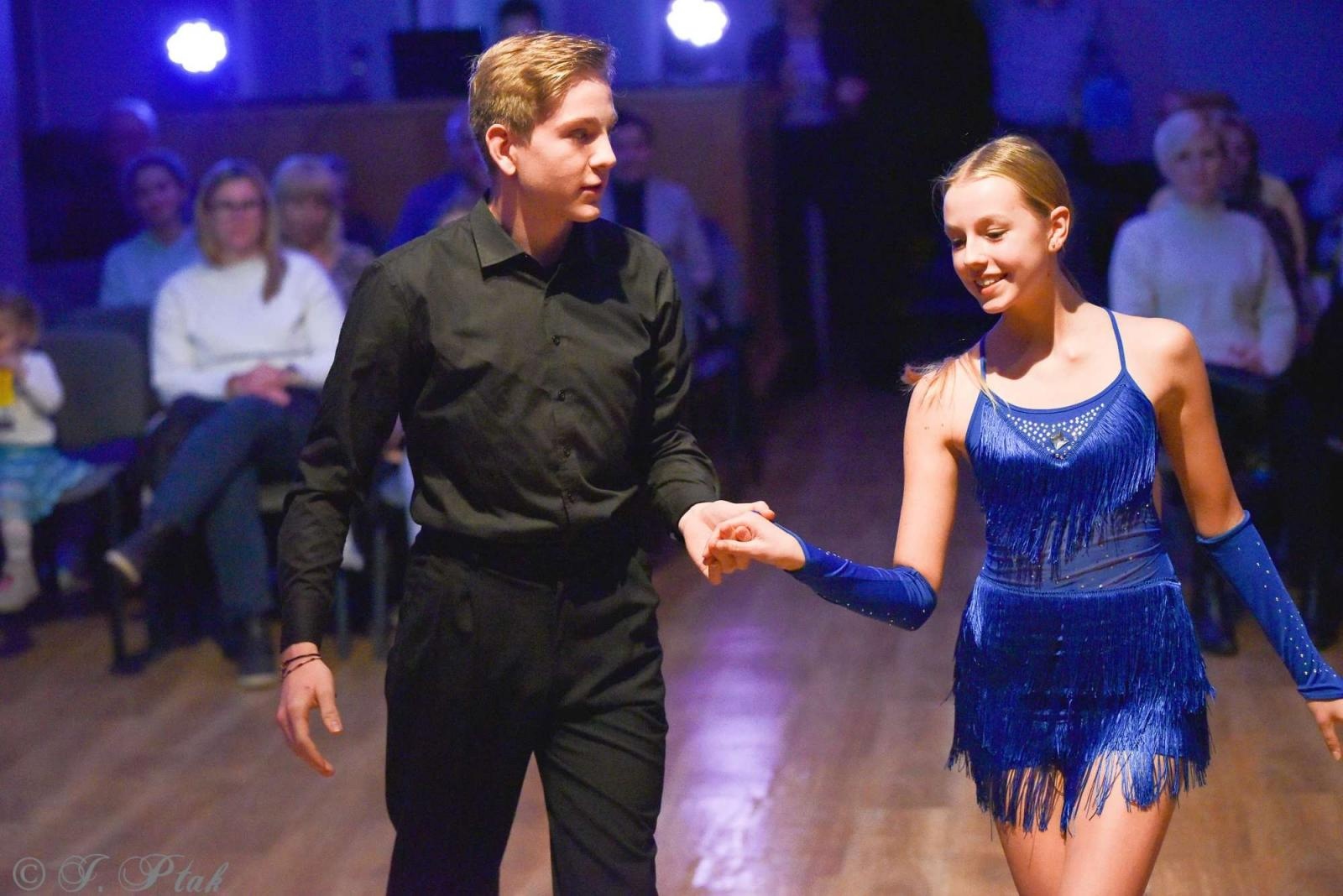 Zdjęcie w galerii na portalu naszraciborz.pl: Andrzejkowy zawrót głowy w MDK-u [FOTO i WIDEO] wiadomości z regionu