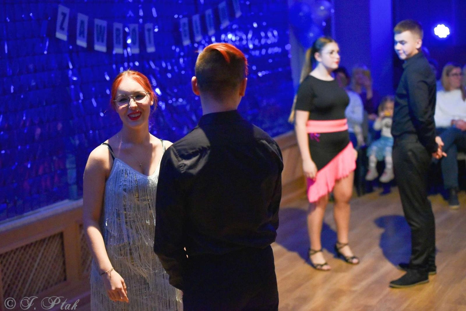 Zdjęcie w galerii na portalu naszraciborz.pl: Andrzejkowy zawrót głowy w MDK-u [FOTO i WIDEO] wiadomości z regionu