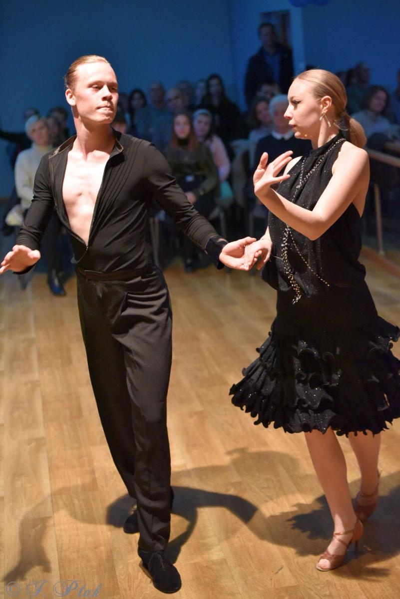 Zdjęcie w galerii na portalu naszraciborz.pl: Andrzejkowy zawrót głowy w MDK-u [FOTO i WIDEO] wiadomości z regionu