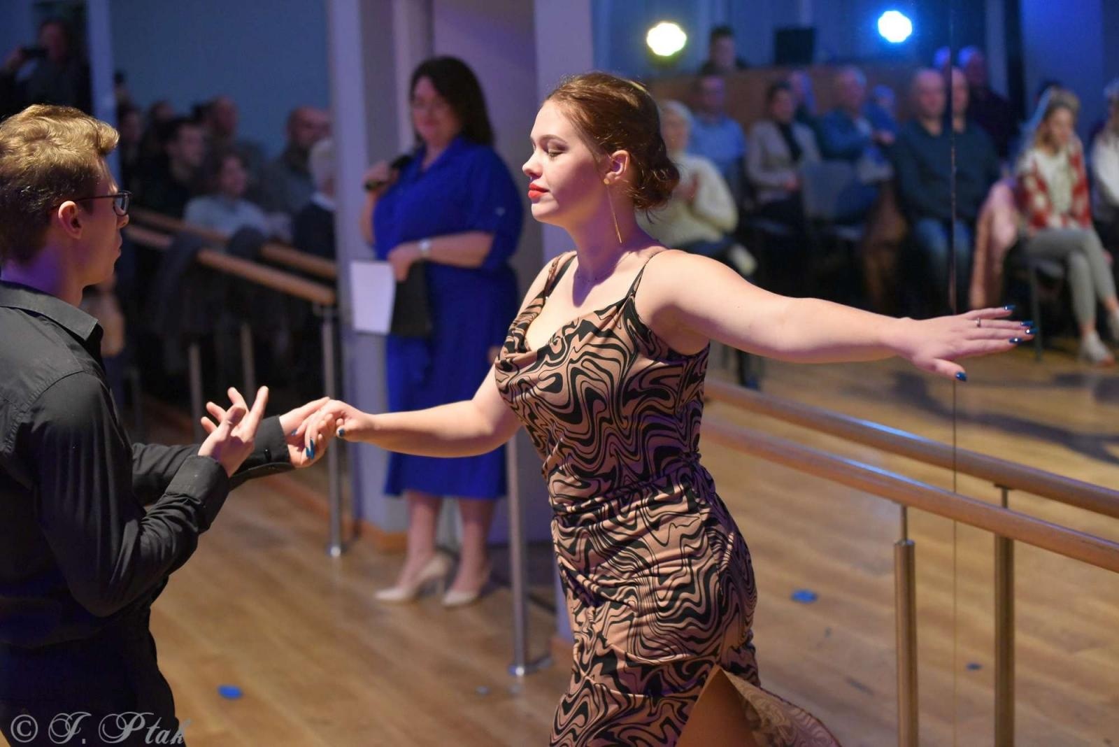 Zdjęcie w galerii na portalu naszraciborz.pl: Andrzejkowy zawrót głowy w MDK-u [FOTO i WIDEO] wiadomości z regionu