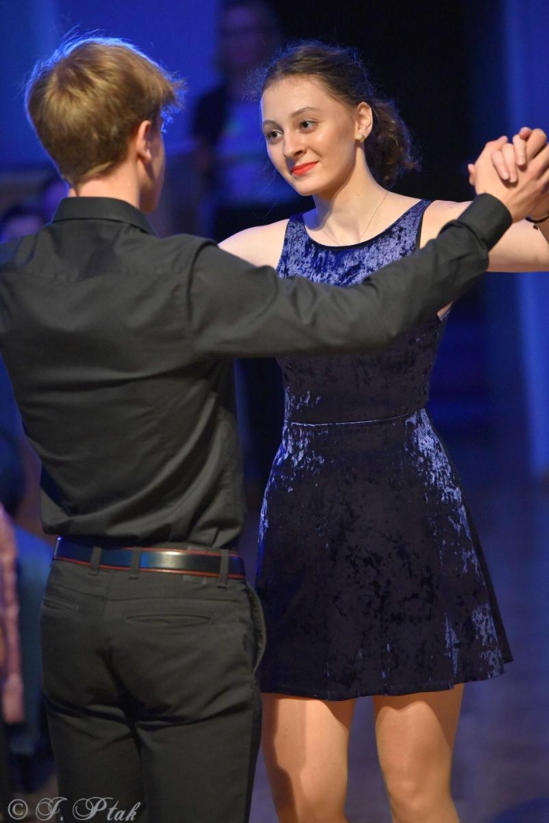 Zdjęcie w galerii na portalu naszraciborz.pl: Andrzejkowy zawrót głowy w MDK-u [FOTO i WIDEO] wiadomości z regionu