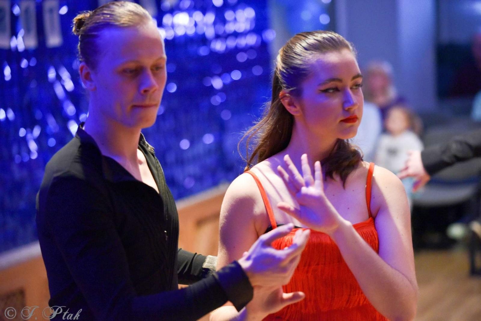 Zdjęcie w galerii na portalu naszraciborz.pl: Andrzejkowy zawrót głowy w MDK-u [FOTO i WIDEO] wiadomości z regionu