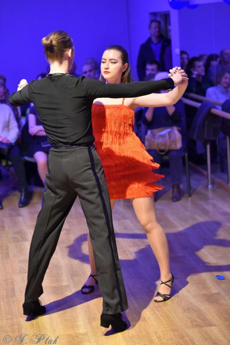 Zdjęcie w galerii na portalu naszraciborz.pl: Andrzejkowy zawrót głowy w MDK-u [FOTO i WIDEO] wiadomości z regionu