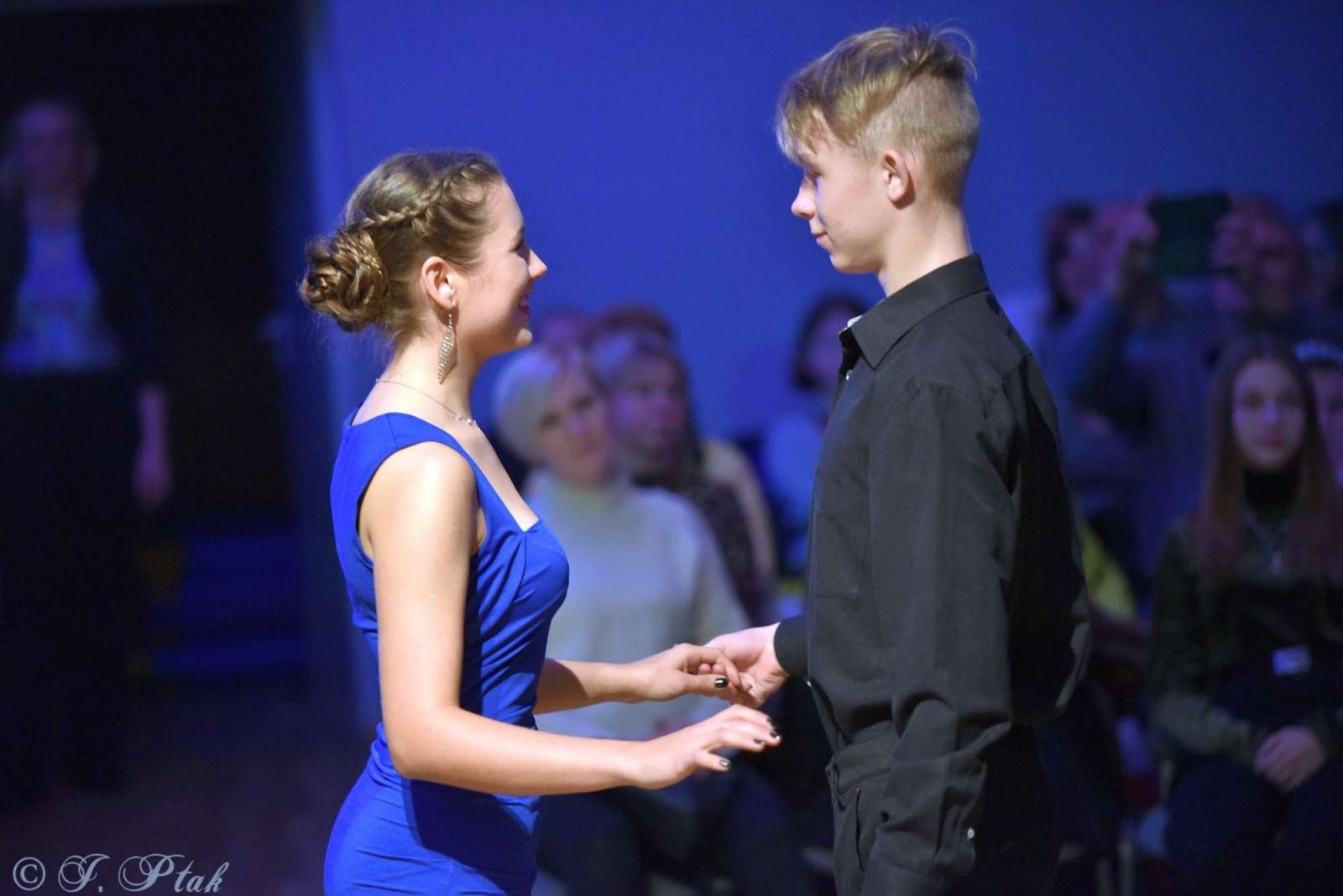 Zdjęcie w galerii na portalu naszraciborz.pl: Andrzejkowy zawrót głowy w MDK-u [FOTO i WIDEO] wiadomości z regionu