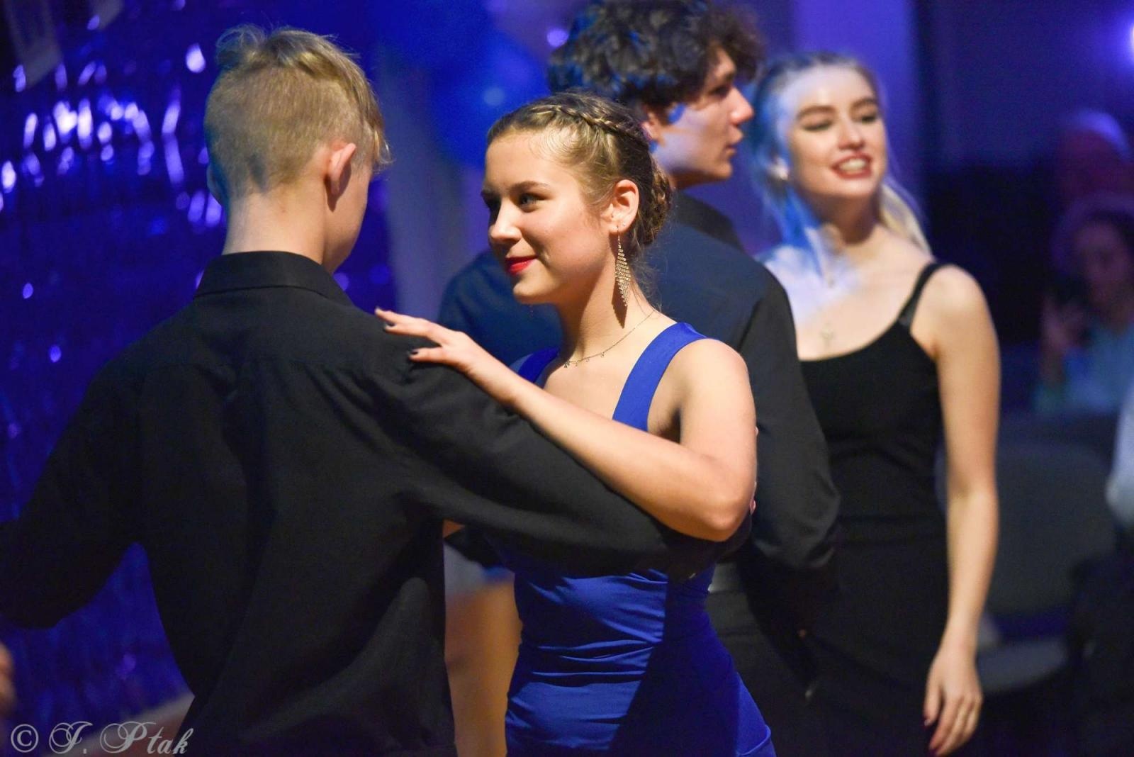 Zdjęcie w galerii na portalu naszraciborz.pl: Andrzejkowy zawrót głowy w MDK-u [FOTO i WIDEO] wiadomości z regionu