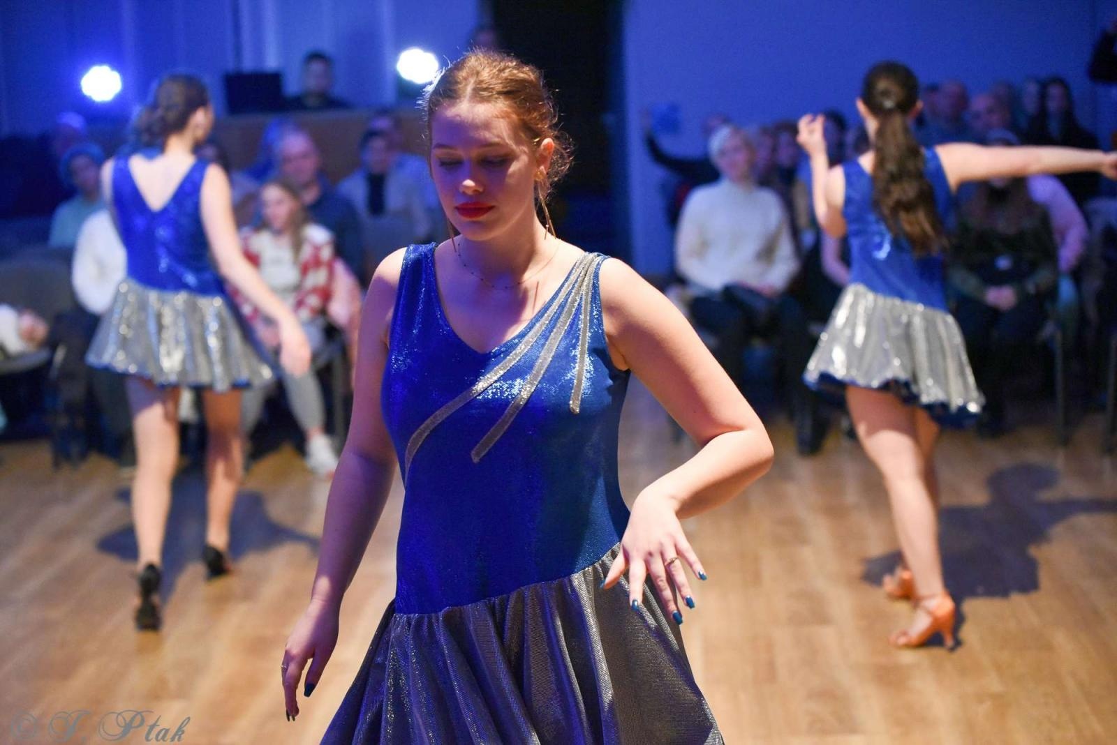 Zdjęcie w galerii na portalu naszraciborz.pl: Andrzejkowy zawrót głowy w MDK-u [FOTO i WIDEO] wiadomości z regionu