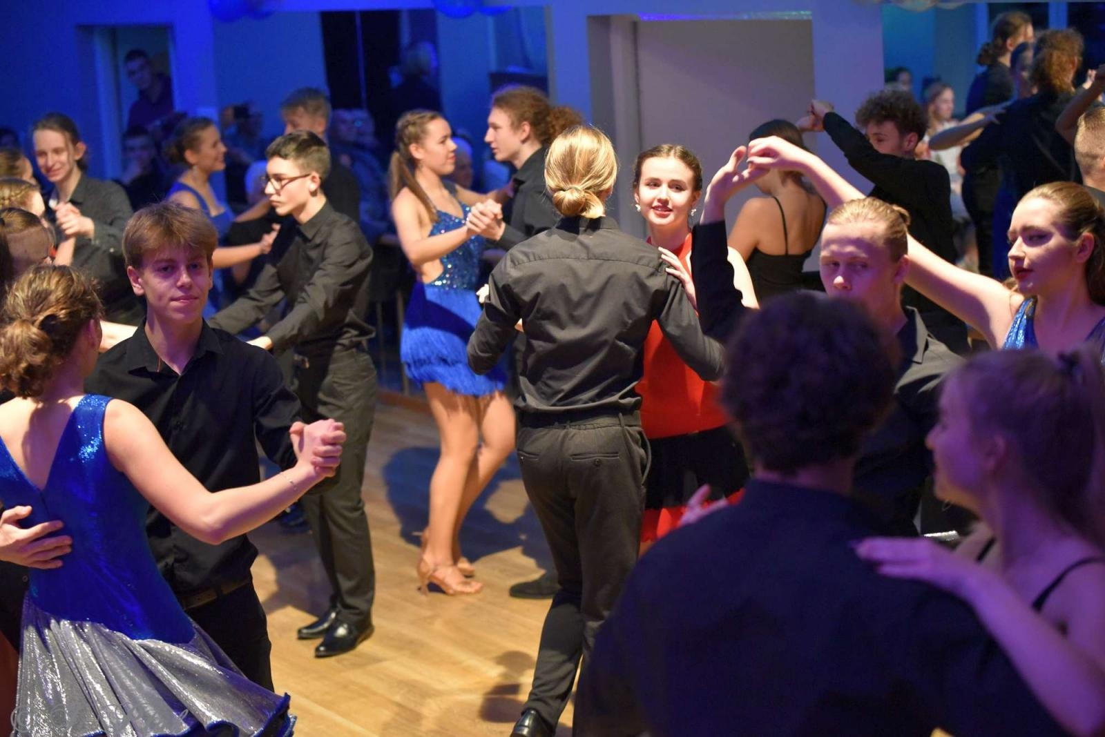 Zdjęcie w galerii na portalu naszraciborz.pl: Andrzejkowy zawrót głowy w MDK-u [FOTO i WIDEO] wiadomości z regionu