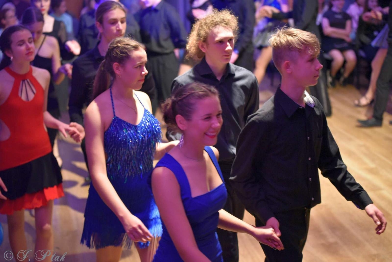 Zdjęcie w galerii na portalu naszraciborz.pl: Andrzejkowy zawrót głowy w MDK-u [FOTO i WIDEO] wiadomości z regionu