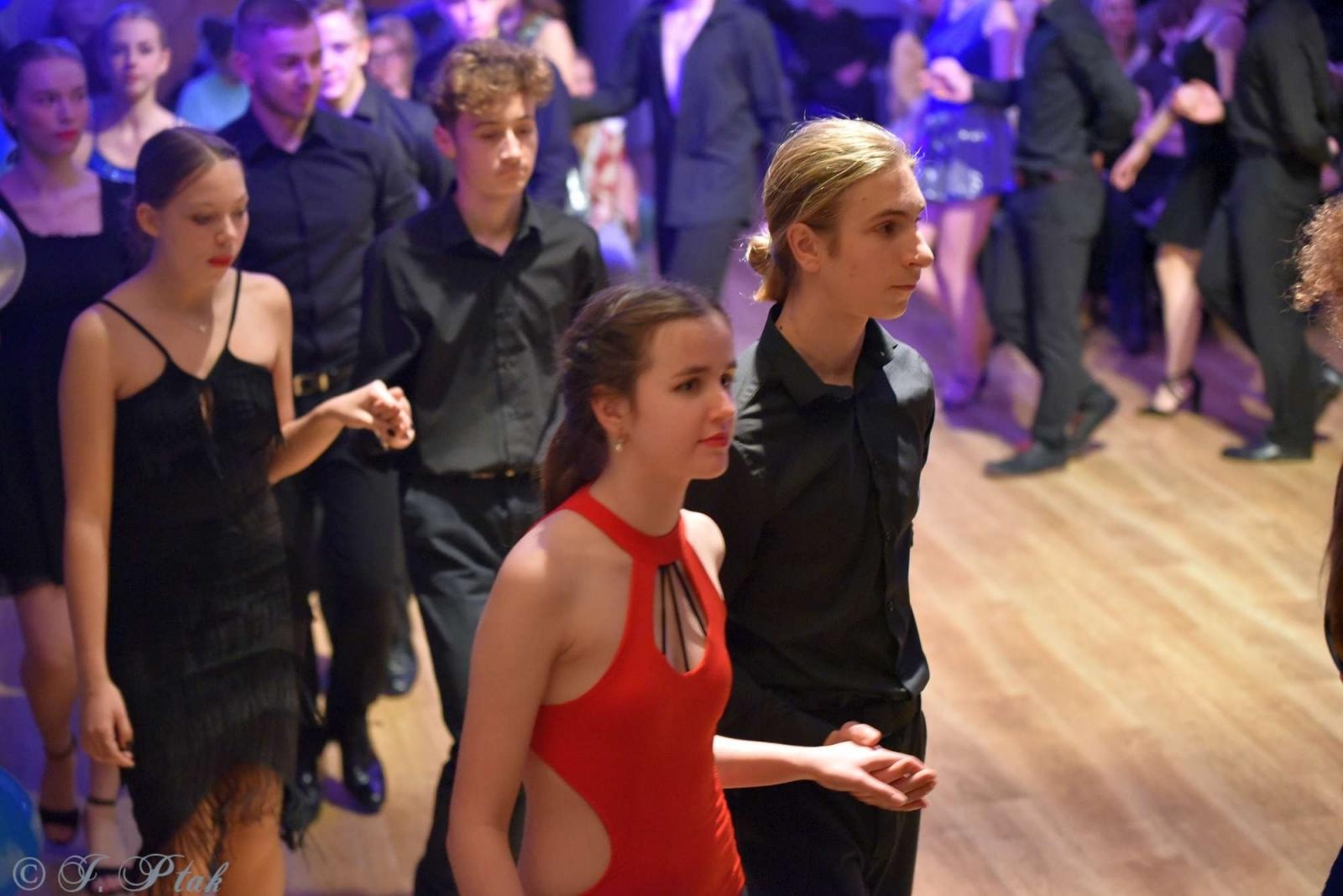 Zdjęcie w galerii na portalu naszraciborz.pl: Andrzejkowy zawrót głowy w MDK-u [FOTO i WIDEO] wiadomości z regionu