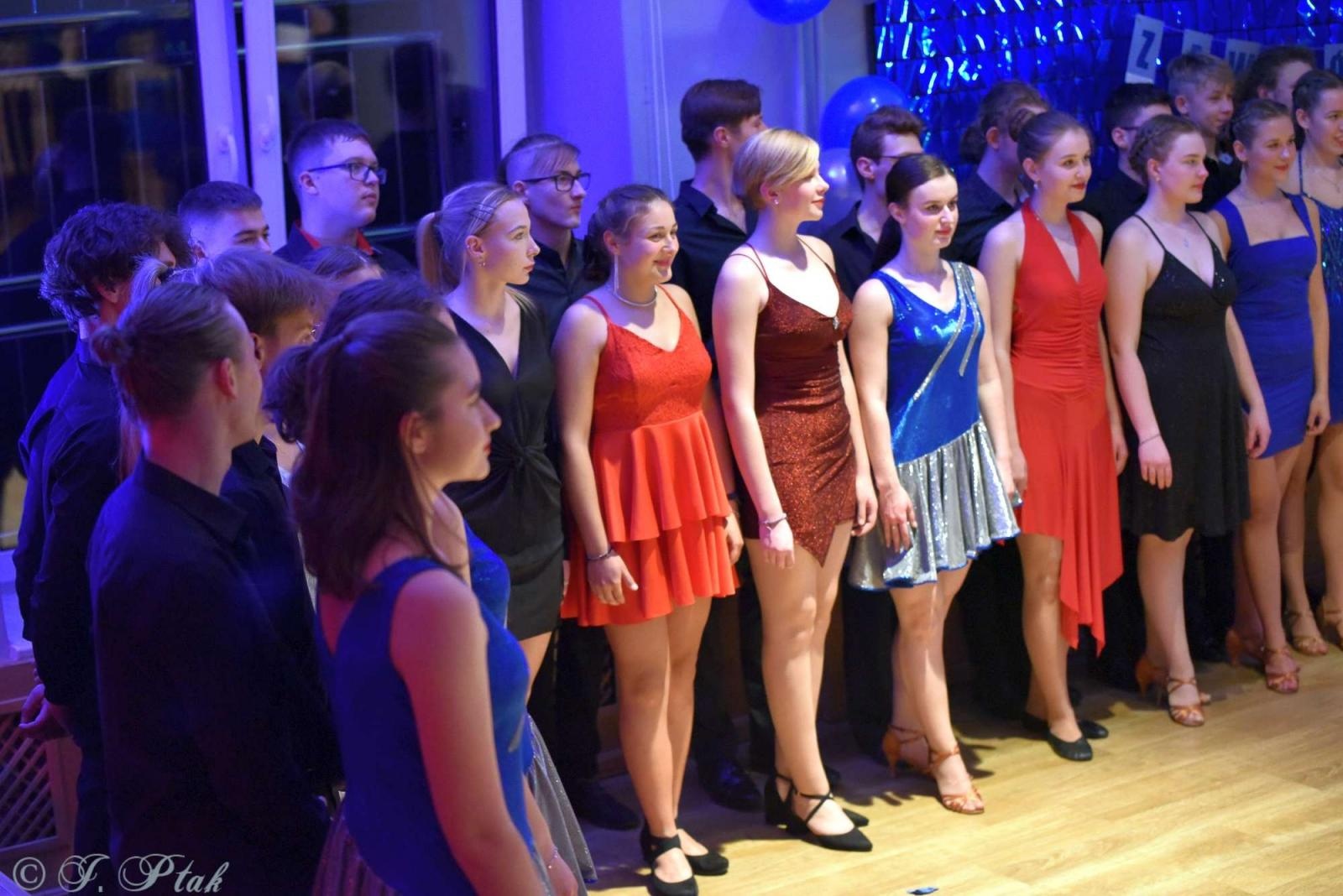 Zdjęcie w galerii na portalu naszraciborz.pl: Andrzejkowy zawrót głowy w MDK-u [FOTO i WIDEO] wiadomości z regionu