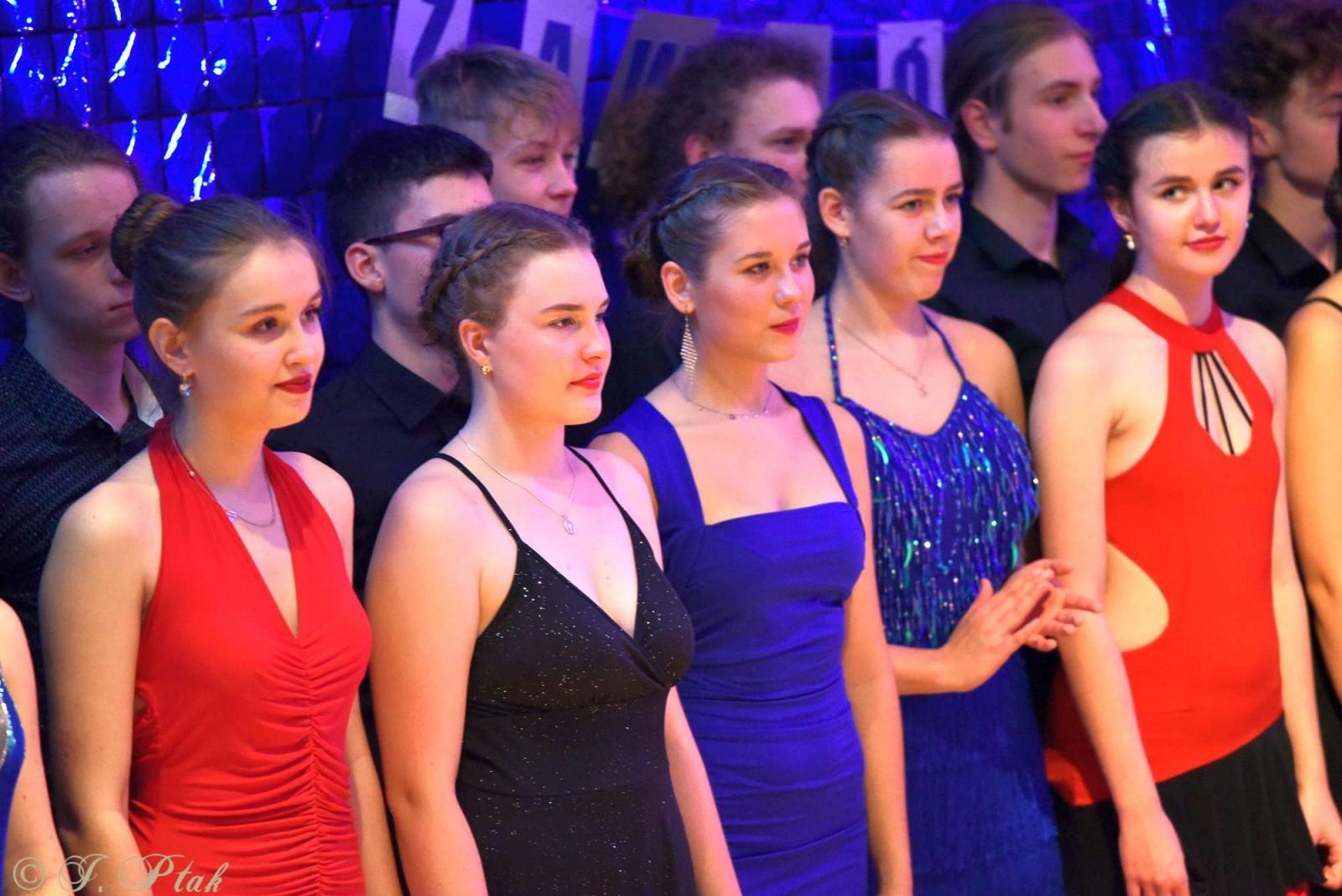 Zdjęcie w galerii na portalu naszraciborz.pl: Andrzejkowy zawrót głowy w MDK-u [FOTO i WIDEO] wiadomości z regionu