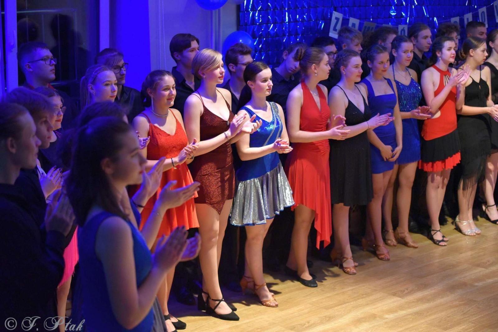 Zdjęcie w galerii na portalu naszraciborz.pl: Andrzejkowy zawrót głowy w MDK-u [FOTO i WIDEO] wiadomości z regionu