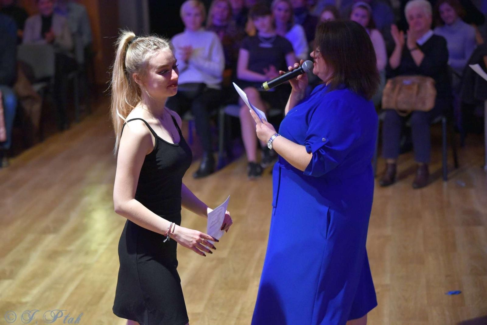 Zdjęcie w galerii na portalu naszraciborz.pl: Andrzejkowy zawrót głowy w MDK-u [FOTO i WIDEO] wiadomości z regionu