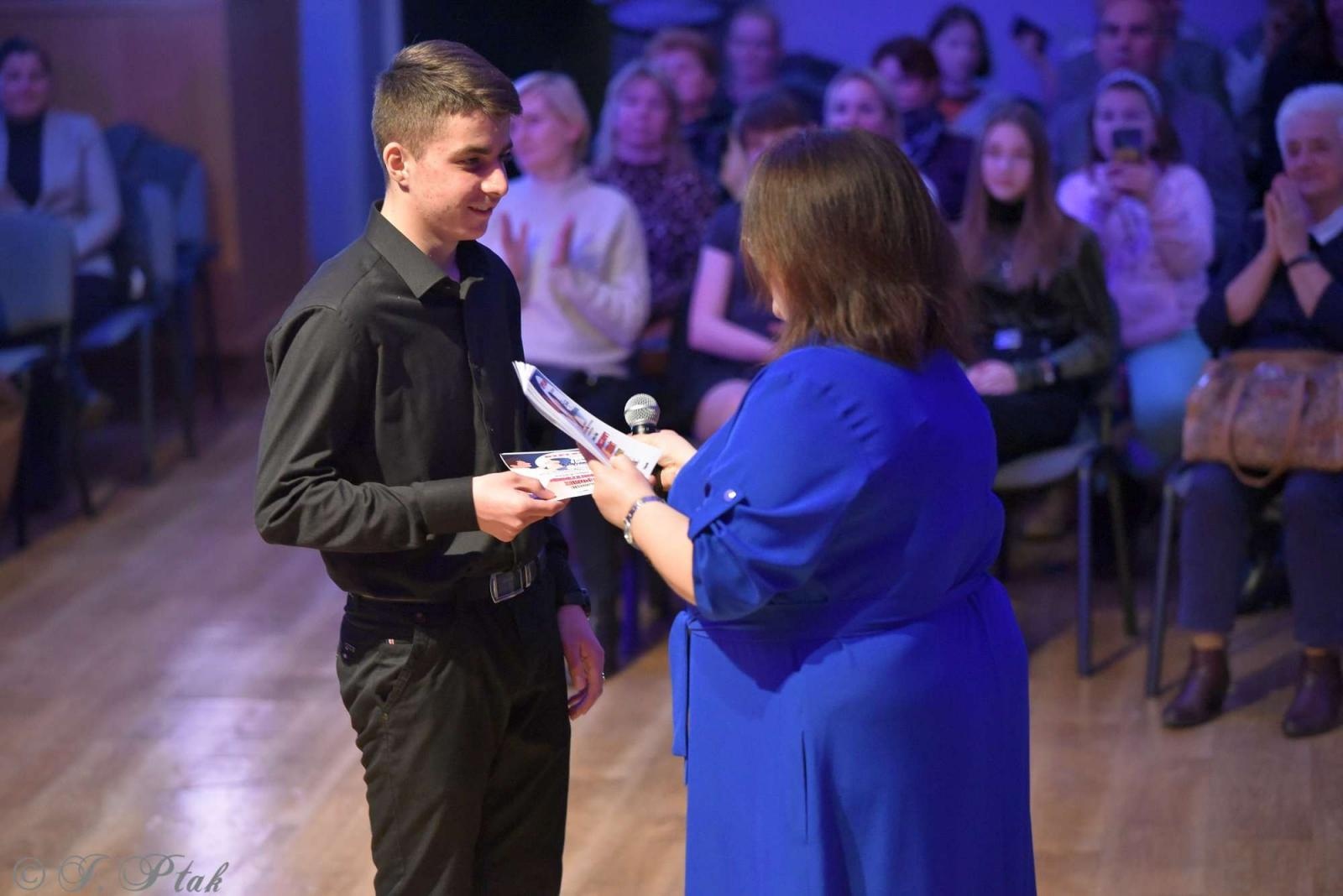 Zdjęcie w galerii na portalu naszraciborz.pl: Andrzejkowy zawrót głowy w MDK-u [FOTO i WIDEO] wiadomości z regionu