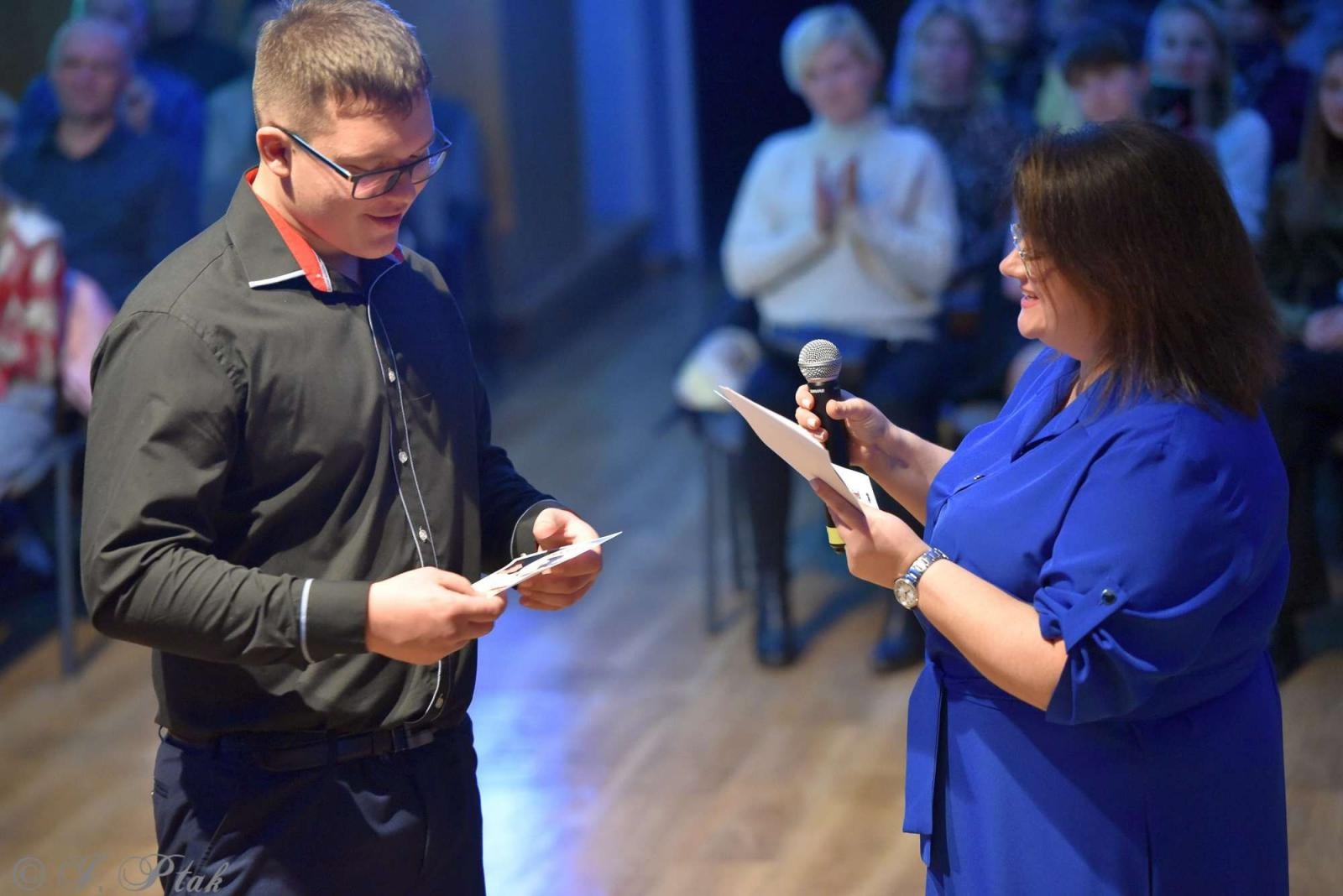 Zdjęcie w galerii na portalu naszraciborz.pl: Andrzejkowy zawrót głowy w MDK-u [FOTO i WIDEO] wiadomości z regionu