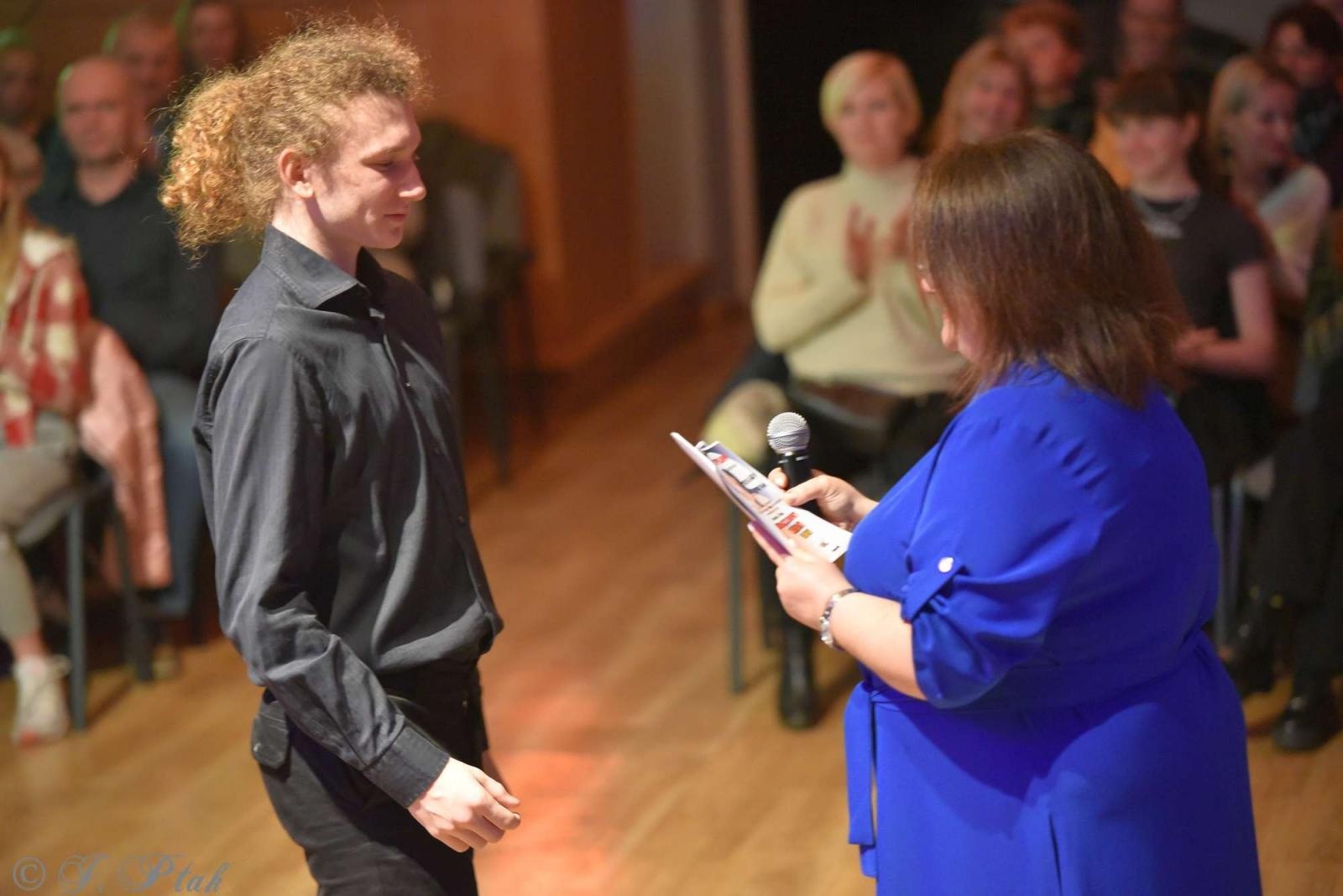 Zdjęcie w galerii na portalu naszraciborz.pl: Andrzejkowy zawrót głowy w MDK-u [FOTO i WIDEO] wiadomości z regionu