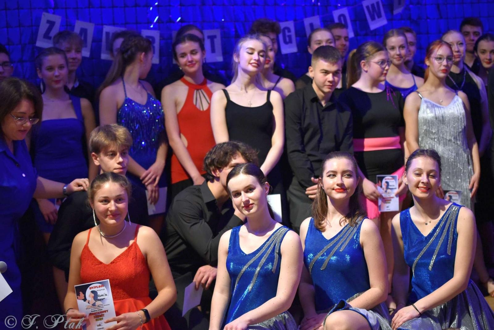 Zdjęcie w galerii na portalu naszraciborz.pl: Andrzejkowy zawrót głowy w MDK-u [FOTO i WIDEO] wiadomości z regionu