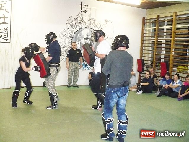 Zdjęcie w galerii na portalu naszraciborz.pl: Panie już potrafią się bronić wiadomości z regionu