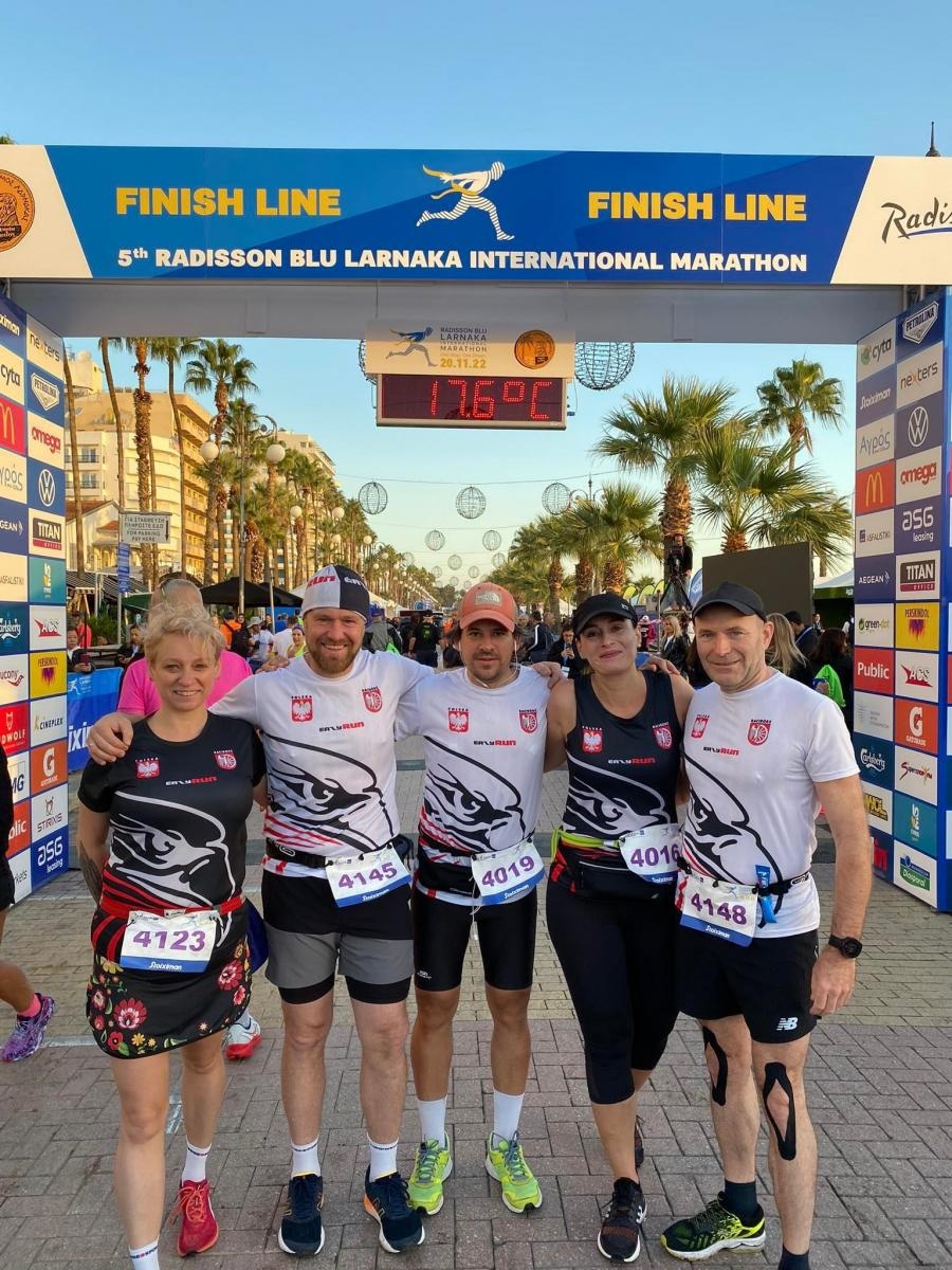 Zdjęcie w galerii na portalu naszraciborz.pl: Raciborzanie pobiegli w maratonie Radisson Blu Larnaka wiadomości z regionu