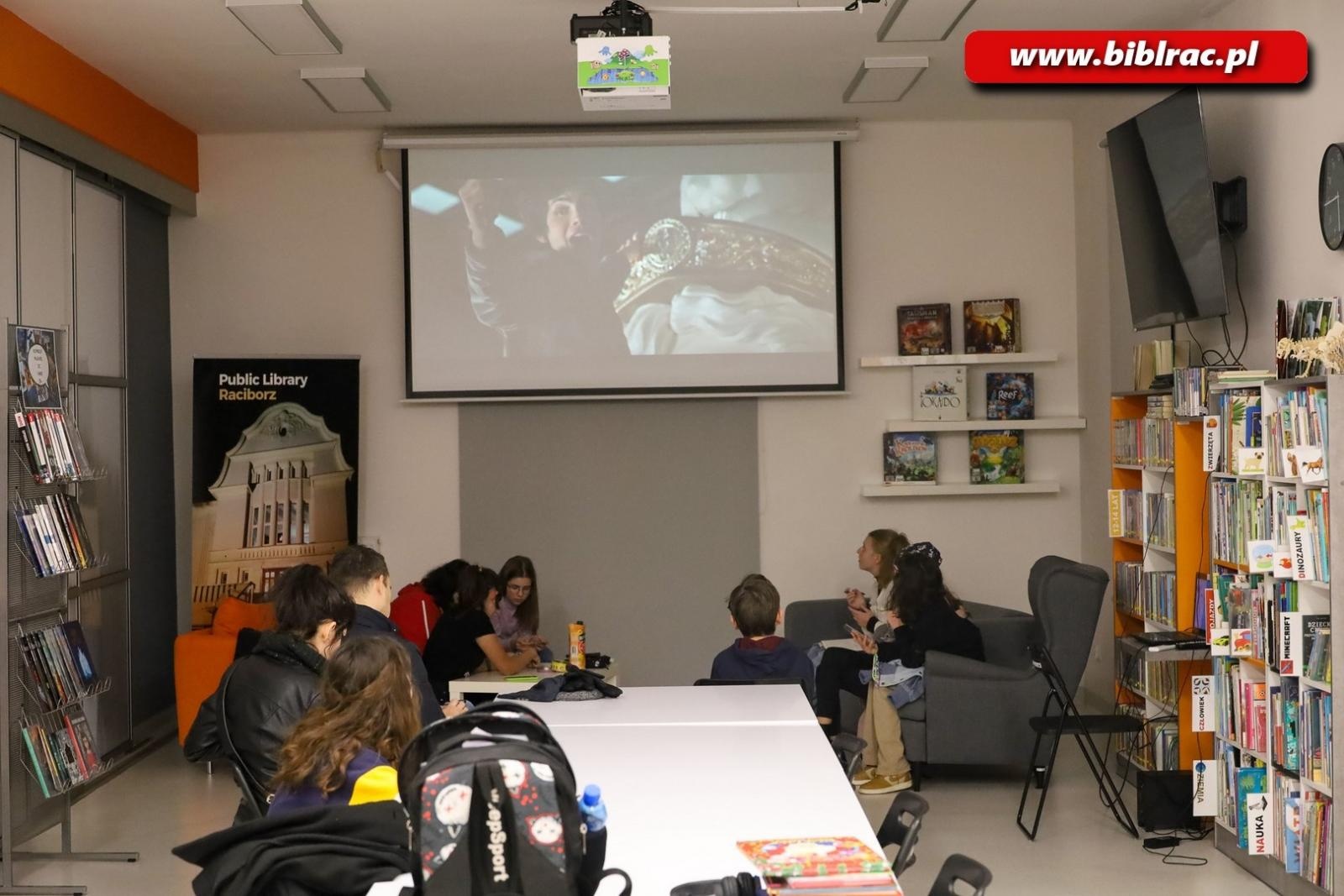 Zdjęcie w galerii na portalu naszraciborz.pl: Rozstrzygnięto konkurs wiedzy dla fanów serii Percy Jackson wiadomości z regionu