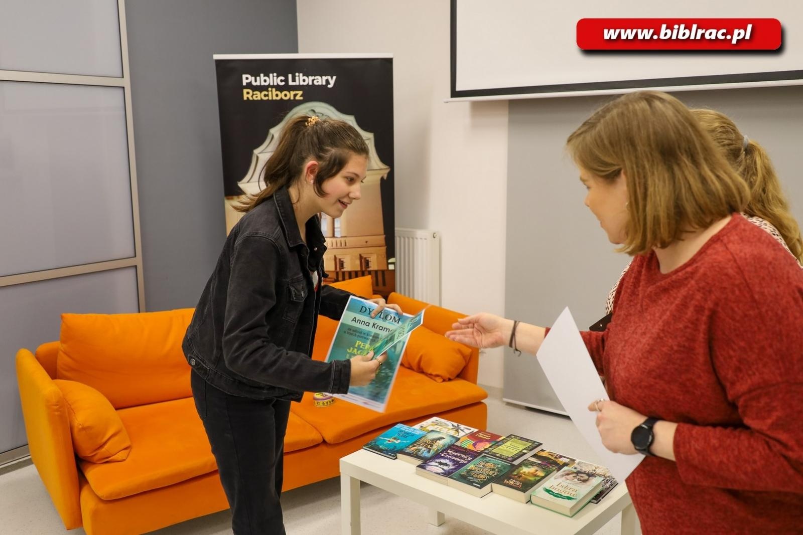 Zdjęcie w galerii na portalu naszraciborz.pl: Rozstrzygnięto konkurs wiedzy dla fanów serii Percy Jackson wiadomości z regionu