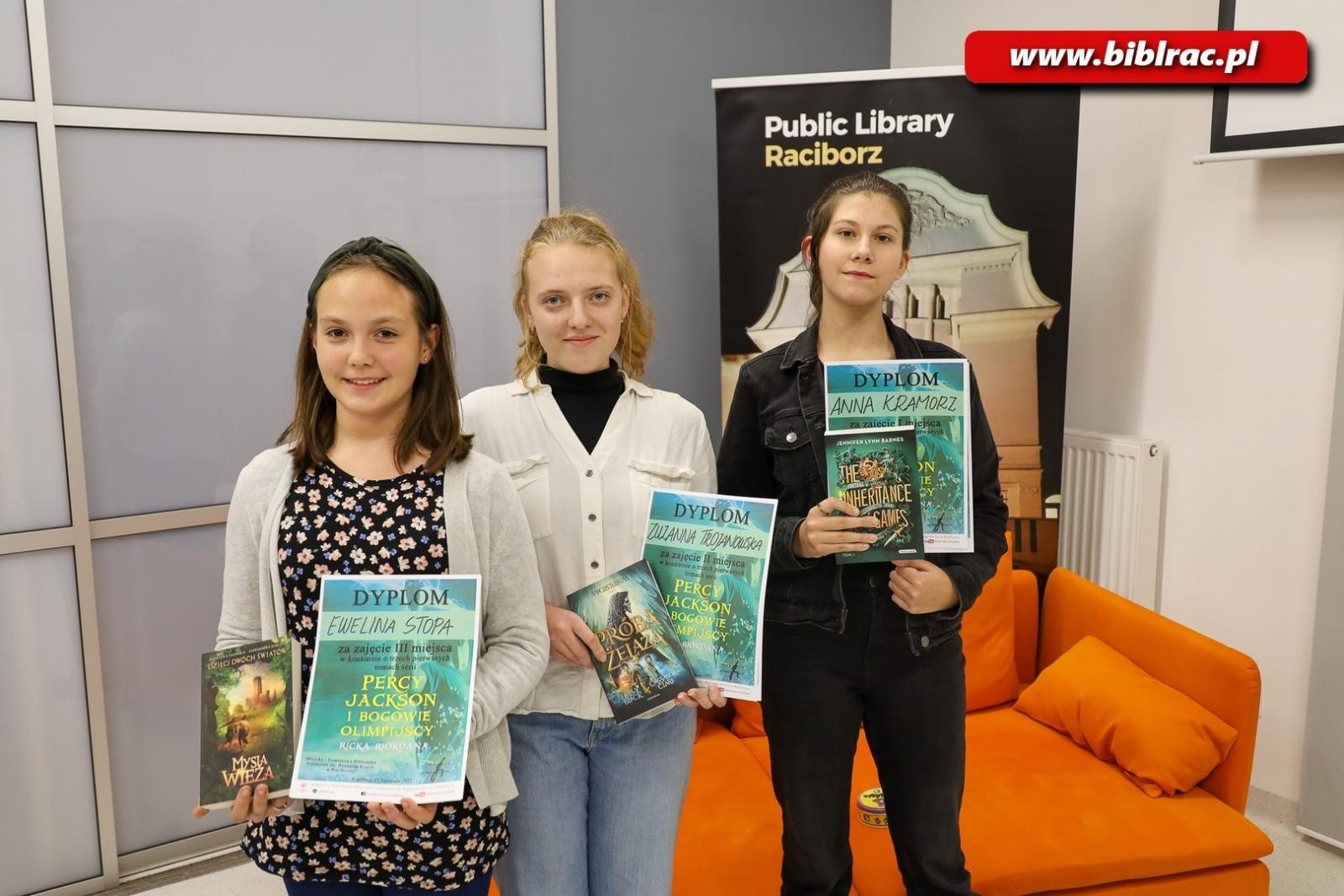 Zdjęcie w galerii na portalu naszraciborz.pl: Rozstrzygnięto konkurs wiedzy dla fanów serii Percy Jackson wiadomości z regionu