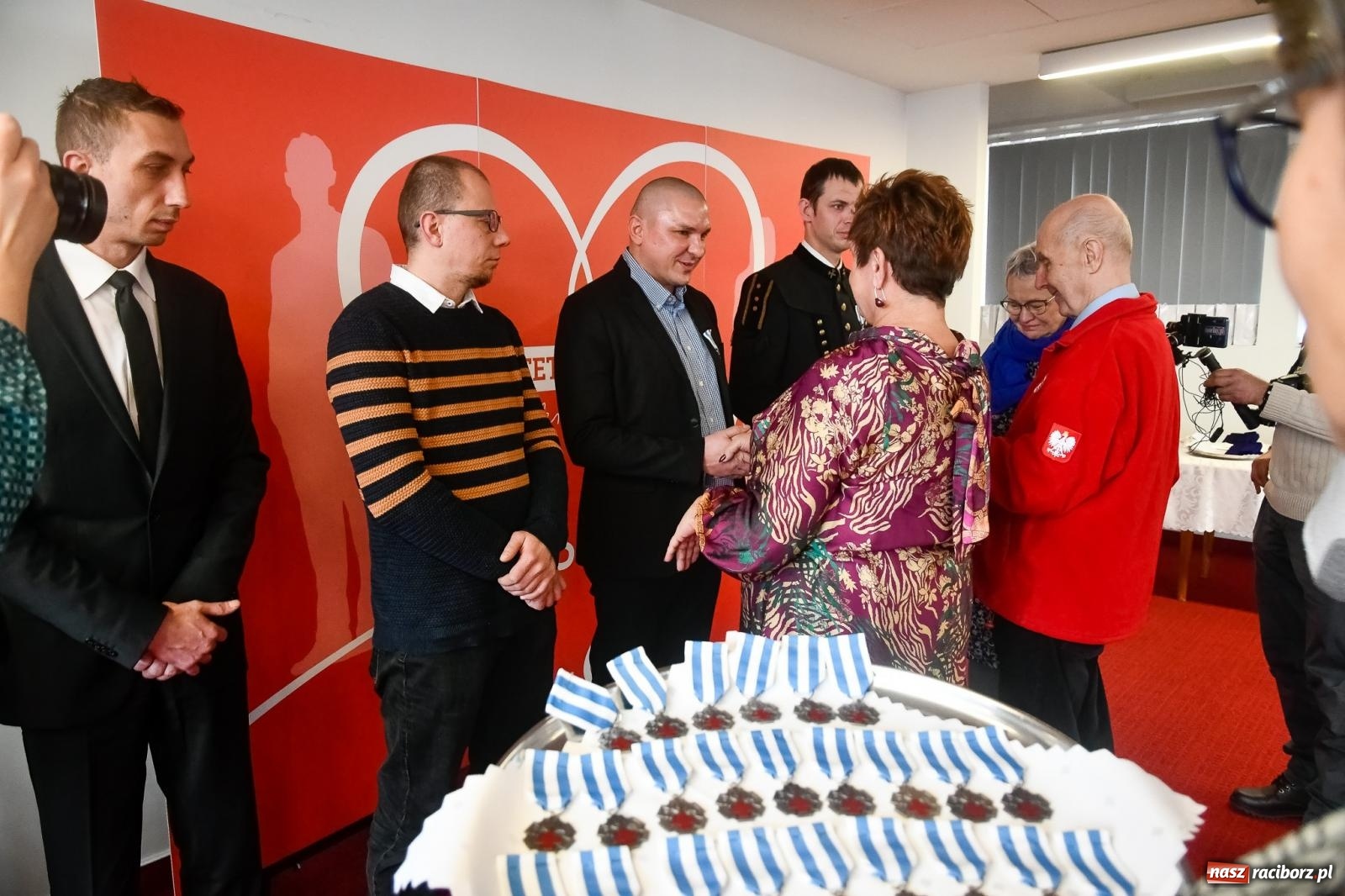 Zdjęcie w galerii na portalu naszraciborz.pl: Wielki szacunek. Odznaczono honorowych dawców krwi [FOTO i WIDEO] wiadomości z regionu