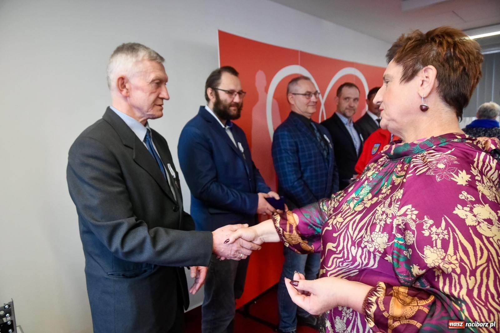 Zdjęcie w galerii na portalu naszraciborz.pl: Wielki szacunek. Odznaczono honorowych dawców krwi [FOTO i WIDEO] wiadomości z regionu