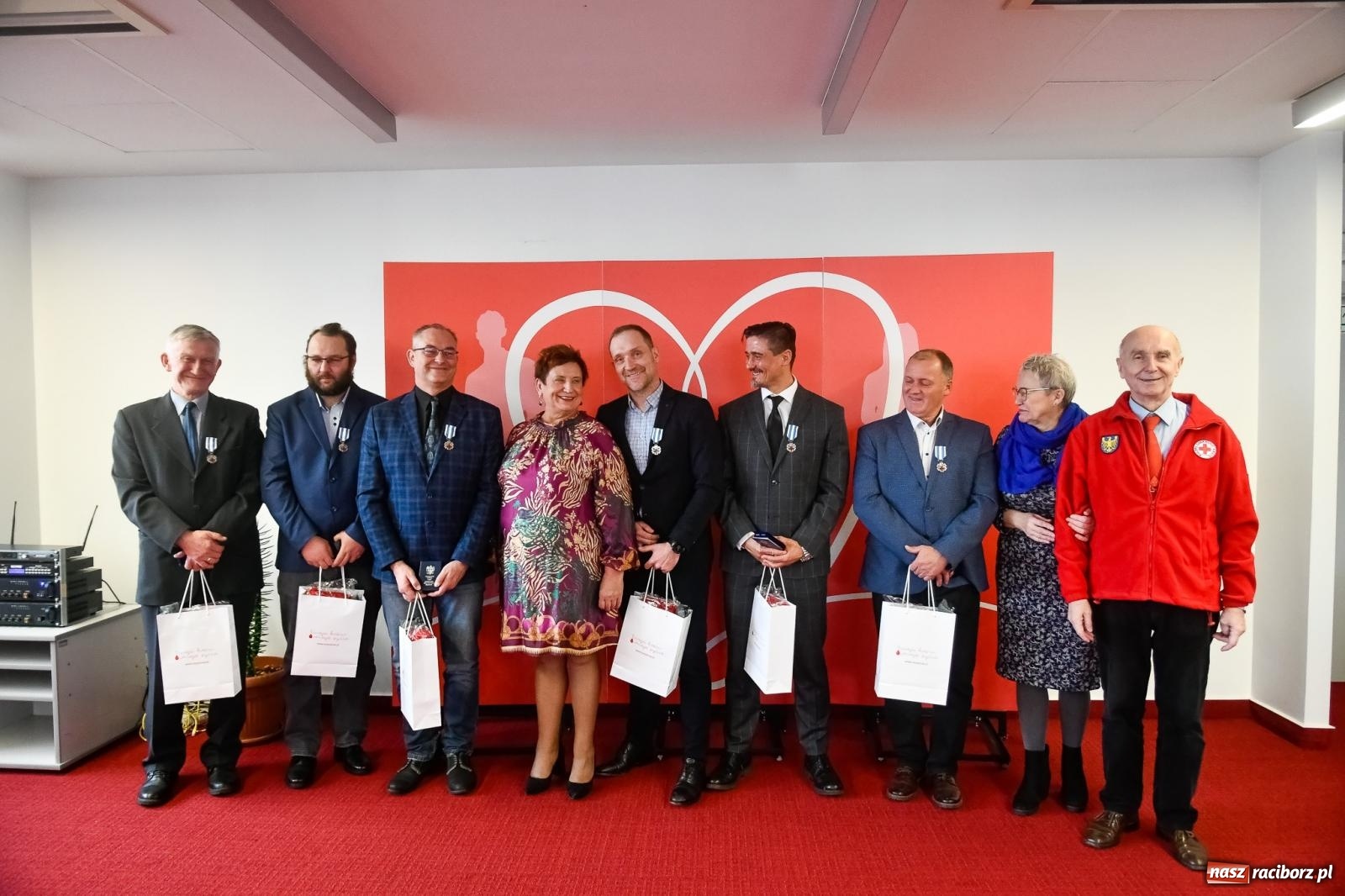 Zdjęcie w galerii na portalu naszraciborz.pl: Wielki szacunek. Odznaczono honorowych dawców krwi [FOTO i WIDEO] wiadomości z regionu