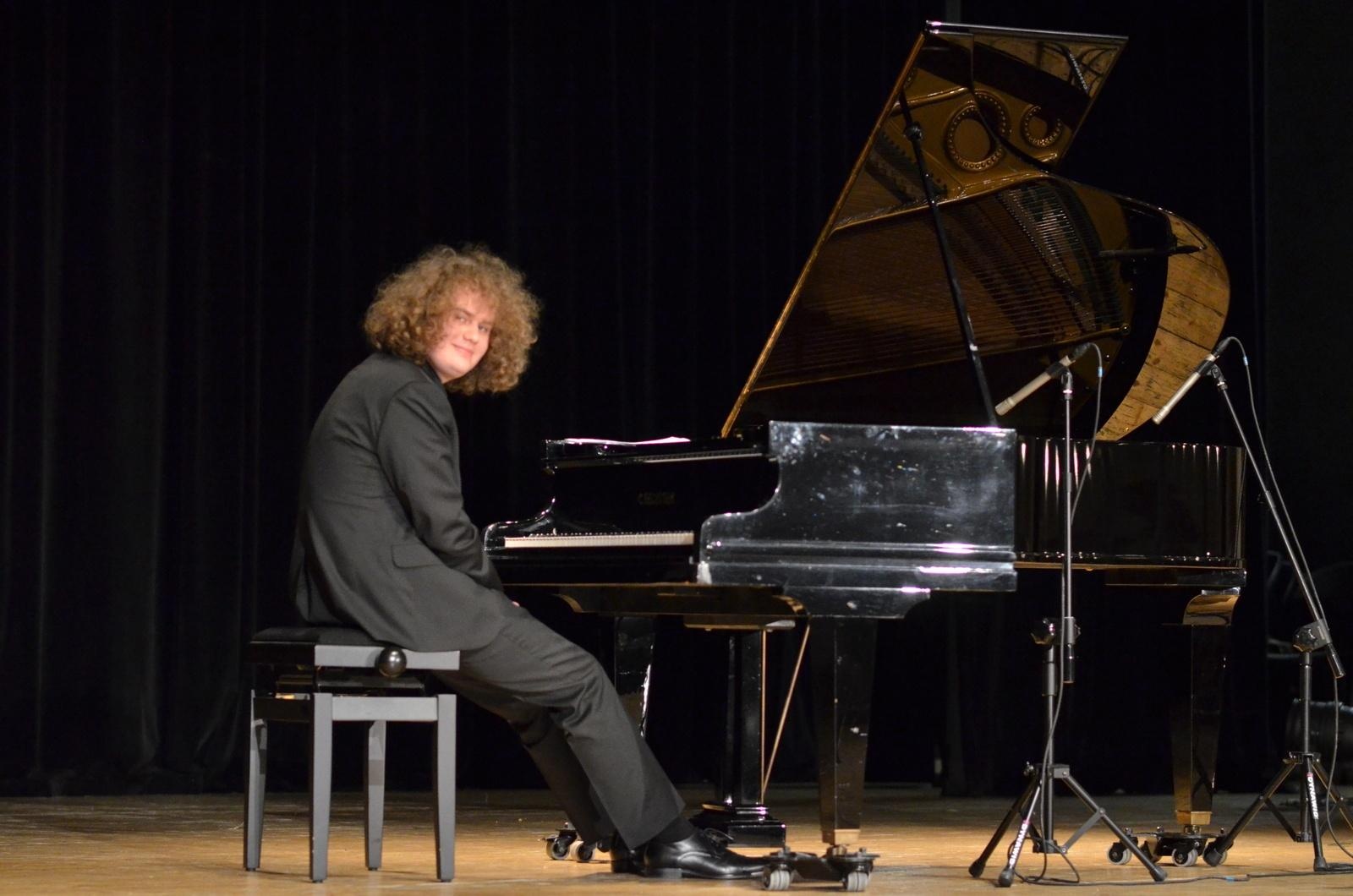 Zdjęcie w galerii na portalu naszraciborz.pl: Obój muzycznym bohaterem listopadowych koncertów umuzykalniających wiadomości z regionu