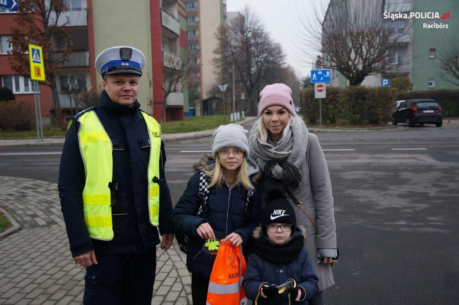 Zdjęcie w galerii na portalu naszraciborz.pl: Kontrole i zdjęcia. Raciborska policja podsumowała akcję NURD wiadomości z regionu