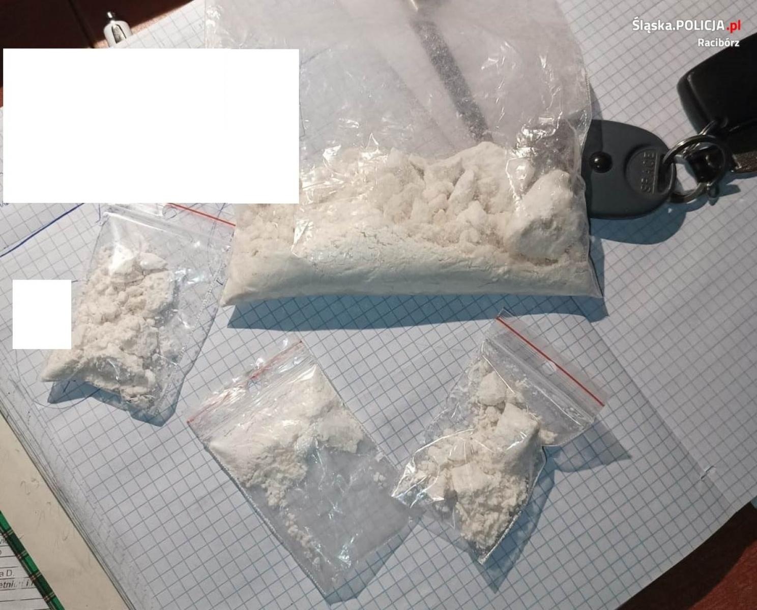 Zdjęcie w galerii na portalu naszraciborz.pl: Groźna substancja psychoaktywna w Raciborzu. Dwie osoby zatrzymane wiadomości z regionu