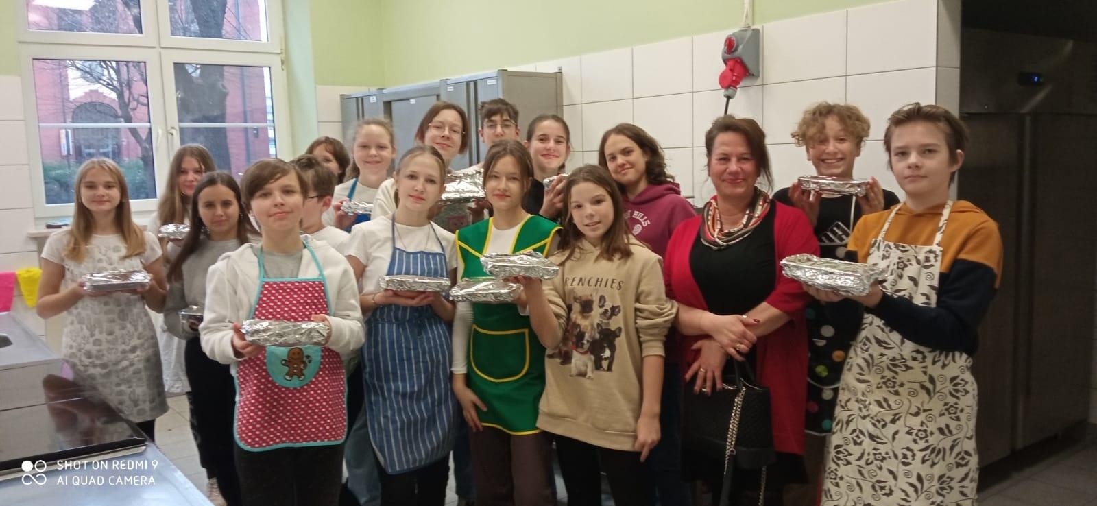 Zdjęcie w galerii na portalu naszraciborz.pl: Kulinarna podróż na Cypr - tylko w CKZiU nr 1 w Raciborzu wiadomości z regionu