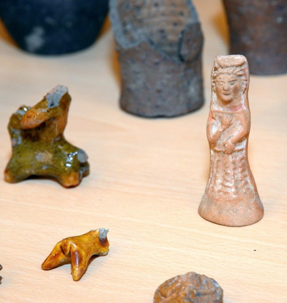 Zdjęcie w galerii na portalu naszraciborz.pl: Nie święci garnki lepią. O ceramice w Muzeum wiadomości z regionu