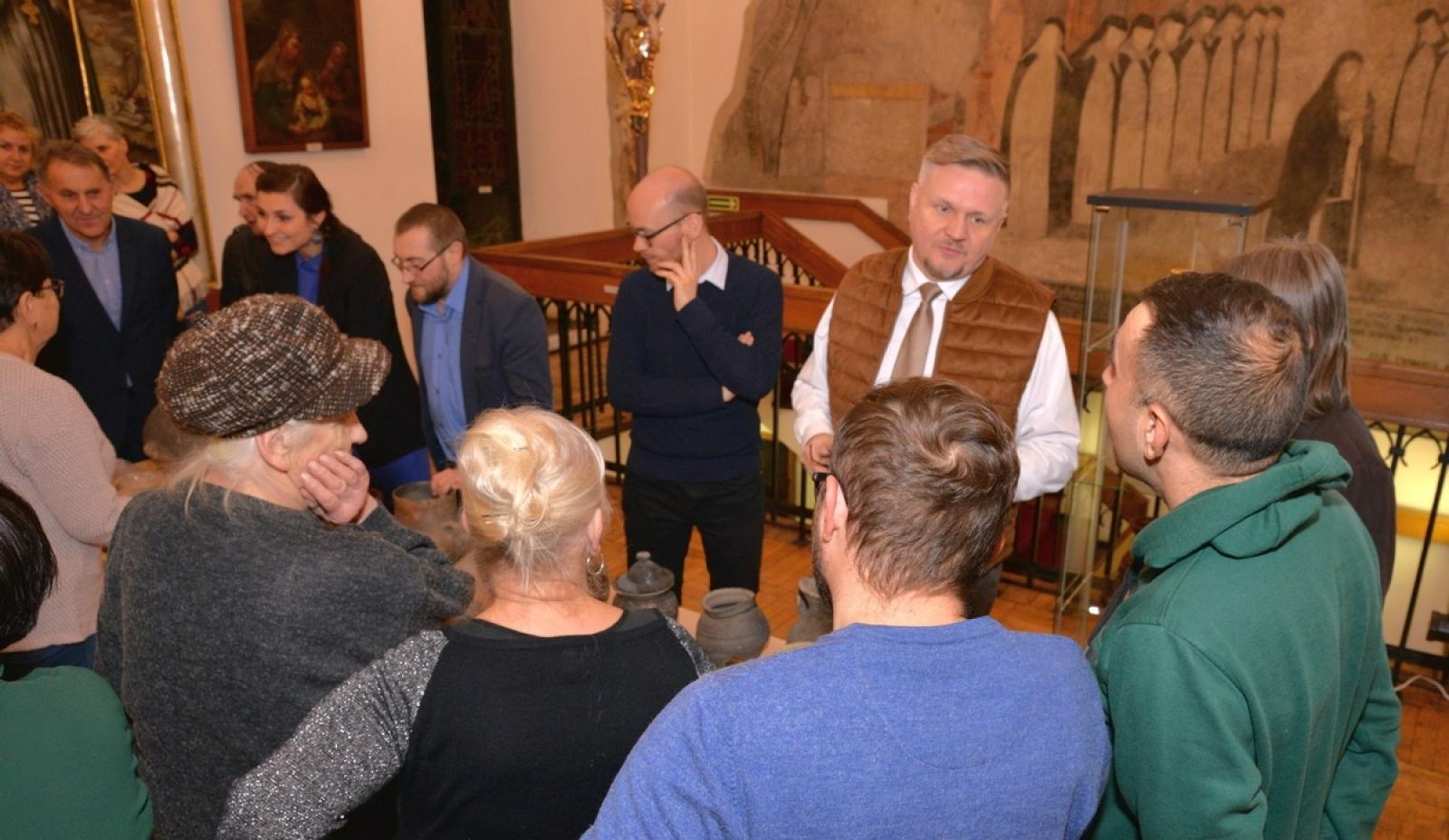 Zdjęcie w galerii na portalu naszraciborz.pl: Nie święci garnki lepią. O ceramice w Muzeum wiadomości z regionu