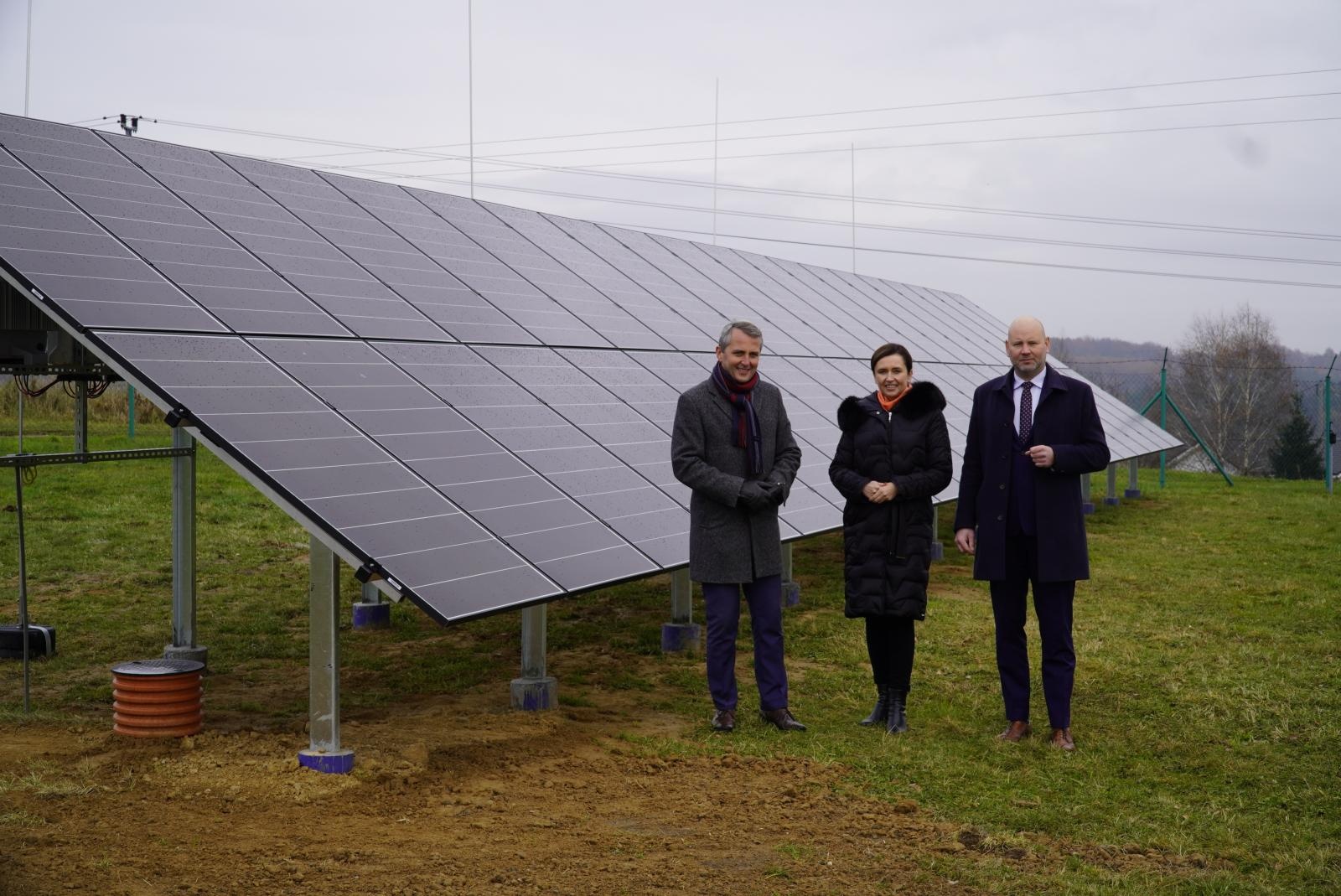 Zdjęcie w galerii na portalu naszraciborz.pl: Druga farma fotowoltaiczna Wodociągów Raciborskich wiadomości z regionu