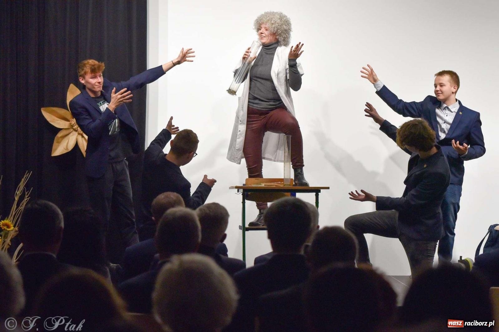 Zdjęcie w galerii na portalu naszraciborz.pl: Mechanik świętował swoje 75-lecie wiadomości z regionu