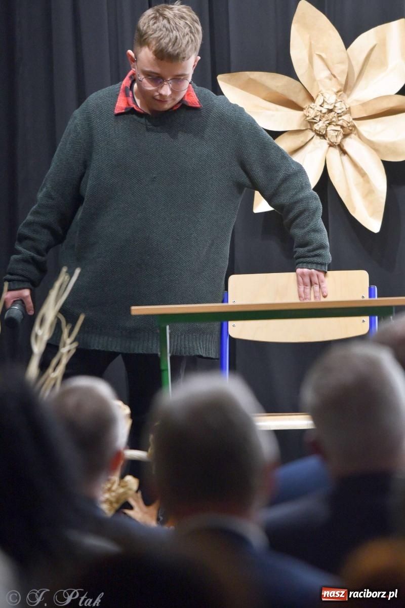 Zdjęcie w galerii na portalu naszraciborz.pl: Mechanik świętował swoje 75-lecie wiadomości z regionu