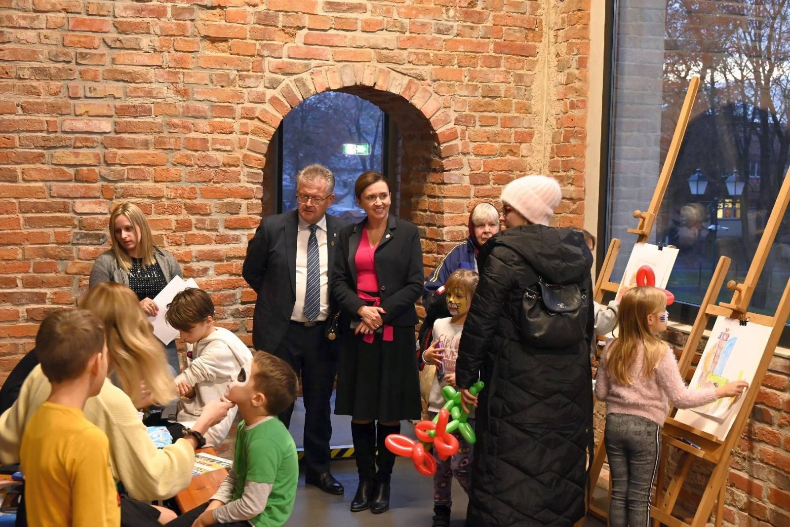 Zdjęcie w galerii na portalu naszraciborz.pl: Przeboje Wodeckiego wybrzmiały w Tworkowie wiadomości z regionu