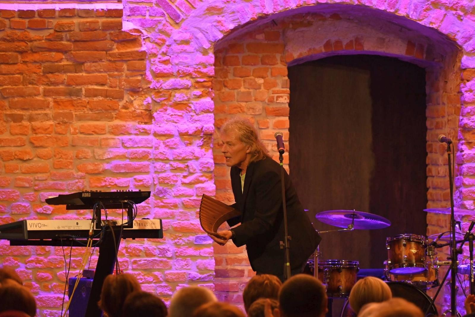 Zdjęcie w galerii na portalu naszraciborz.pl: Przeboje Wodeckiego wybrzmiały w Tworkowie wiadomości z regionu